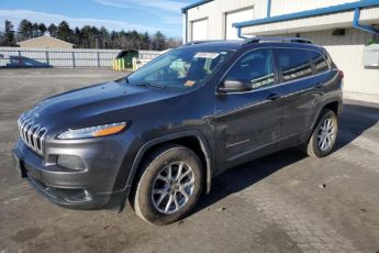 1C4PJMCS3HW530021 | 2017 Jeep cherokee latitude