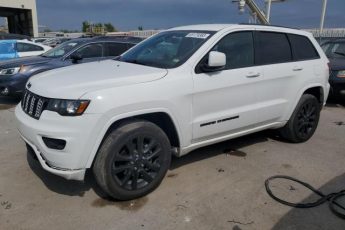 1C4RJFAG5JC121559 | 2018 Jeep grand cherokee laredo