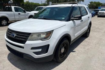 1FM5K8AR1HGD06781 | 2017 Ford explorer police interceptor