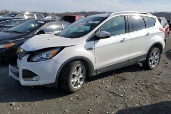 1FMCU9J98FUA97996 | 2015 Ford escape titanium