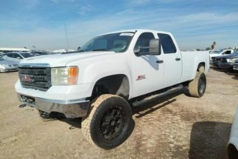 1GT422CG6EF175129 | 2014 GMC SIERRA K35