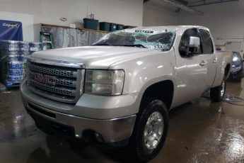 1GTHK636X9F142768 | 2009 GM c sierra k2500 slt