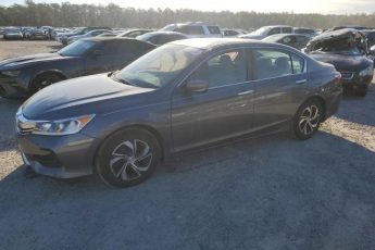 1HGCR2F38HA091221 | 2017 Honda accord lx