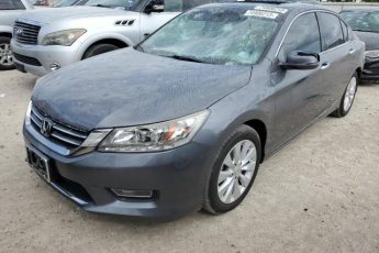 1HGCR3F90DA018848 | 2013 Honda accord touring