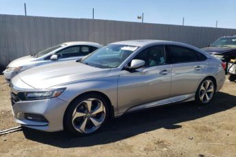 1HGCV1F98JA133239 | 2018 Honda accord touring