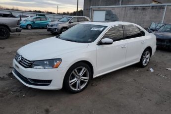 1VWBV7A32FC026485 | 2015 Volkswagen passat se