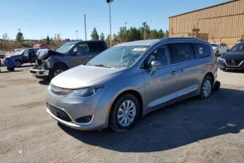 2C4RC1BG5JR233765 | 2018 Chrysler pacifica touring l