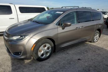 2C4RC1EGXHR555985 | 2017 Chrysler pacifica touring l plus