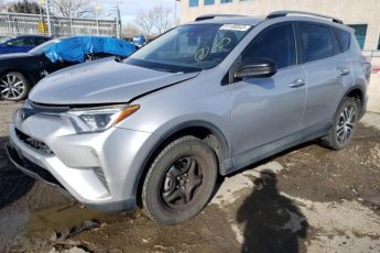 2T3BFREV8JW728436 | 2018 TOYOTA RAV4 LE