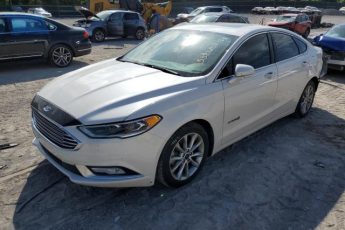 3FA6P0LUXHR117011 | 2017 Ford fusion se hybrid