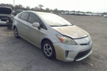 3GCUKTEC5FG480881 | 2012 Toyota prius two