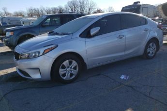 3KPFK4A76JE188524 | 2018 KIA forte lx