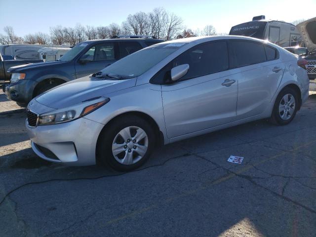 3KPFK4A76JE188524 | 2018 KIA forte lx