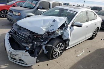 3VWDB7AJ8HM275942 | 2017 Volkswagen jetta se