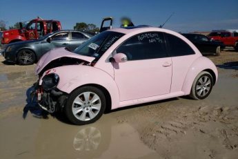 3VWRW3AG8AM026358 | 2010 Volkswagen new beetle