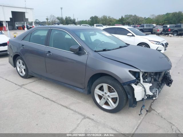 4T1BF1FK6EU398056 | 2014 Toyota camry se