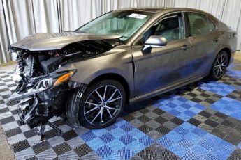 4T1G11AK5NU010097 | 2022 TOYOTA CAMRY SE