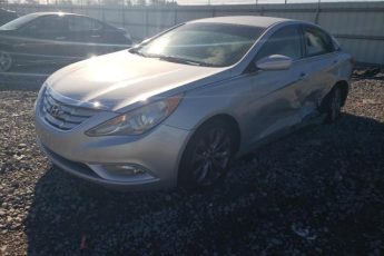 5NPEC4AC7CH477867 | 2012 Hyundai sonata se