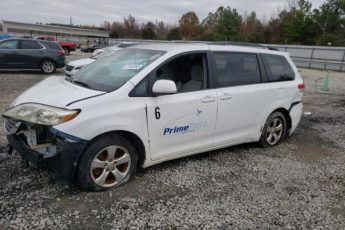 5TDKK3DC0DS356332 | 2013 Toyota sienna le