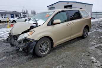 5TDKK3DC3BS026441 | 2011 Toyota sienna le