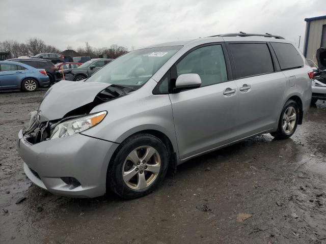 5TDKK3DC3GS735832 | 2016 Toyota sienna le