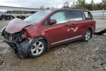 5TDKK3DC5FS655818 | 2015 Toyota sienna le