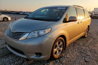 5TDKK3DC5FS683277 | 2015 Toyota sienna le