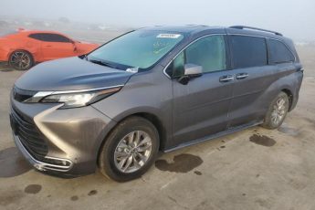 5TDYRKEC8NS114940 | 2022 TOYOTA SIENNA XLE