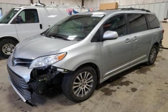 5TDYZ3DC3KS971962 | 2019 TOYOTA SIENNA XLE