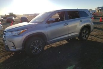 5TDZZRFH2HS191797 | 2017 Toyota highlander le