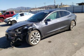 5YJ3E1EA7JF035384 | 2018 Tesla model 3