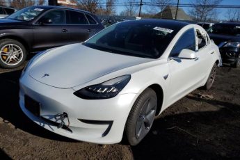 5YJ3E1EB5KF365700 | 2019 Tesla model 3