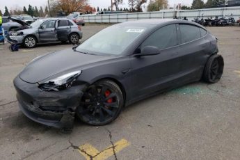 5YJ3E1EB7JF082438 | 2018 TESLA MODEL 3