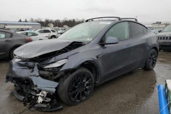 5YJYGDEE8MF257585 | 2021 Tesla model y