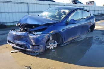 7SAYGDEE1PA157557 | 2023 Tesla model y