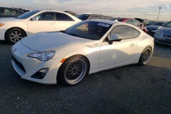 JF1ZNAA1XF8709380 | 2015 Scion fr-s