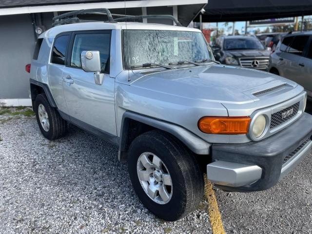 JTEBU11FX70023300 | 2007 Toyota fj cruiser