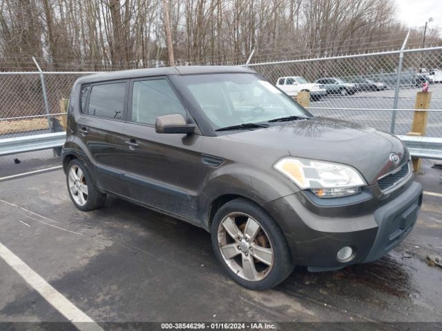 KNDJT2A27B7202836 | 2011 KIA soul !