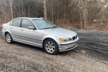 WBAEV33474KR26636 | 2004 BMW 325 i