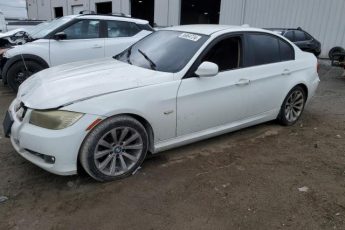 WBAPH7G54BNM56801 | 2011 BMW 328 i