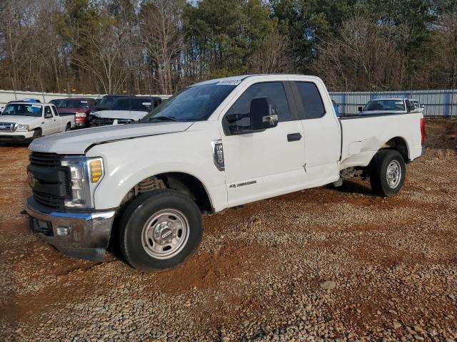 1FT7X2AT7JEB23832 | 2018 FORD F250 SUPER