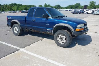 1GCCT19W128157347 | 2002 CHEVROLET S-10