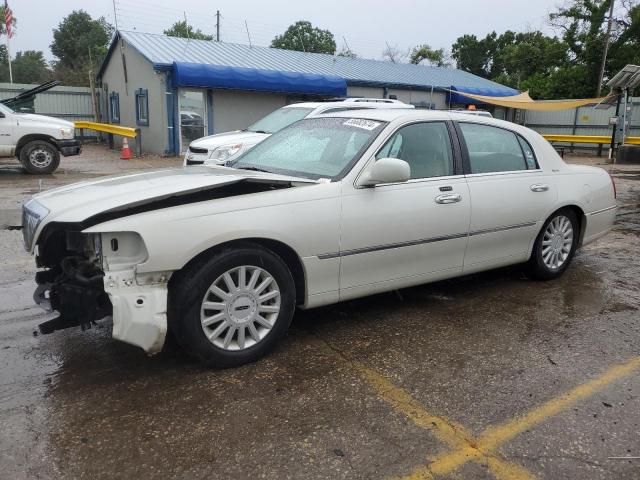 1LNHM81W95Y631391 | 2005 Lincoln town car signature