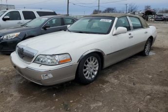 1LNHM82W83Y623777 | 2003 Lincoln town car signature