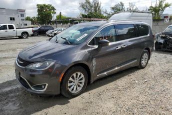 2C4RC1BG6JR115353 | 2018 Chrysler pacifica touring l