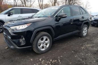 2T3W1RFV5MW113216 | 2021 TOYOTA RAV4 XLE