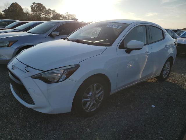 3MYDLBYVXJY333285 | 2018 TOYOTA YARIS IA