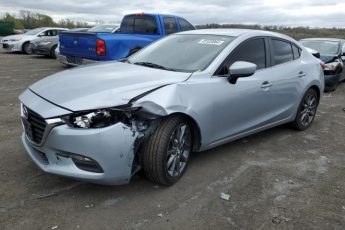 3MZBN1V38JM206696 | 2018 Mazda 3 touring