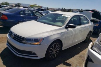 3VWD17AJ5GM305478 | 2016 VOLKSWAGEN JETTA SPOR