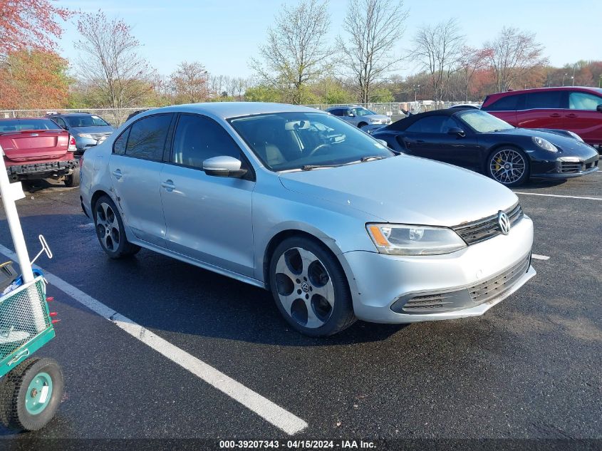 3VWDX7AJ2BM322858 | 2011 VOLKSWAGEN JETTA